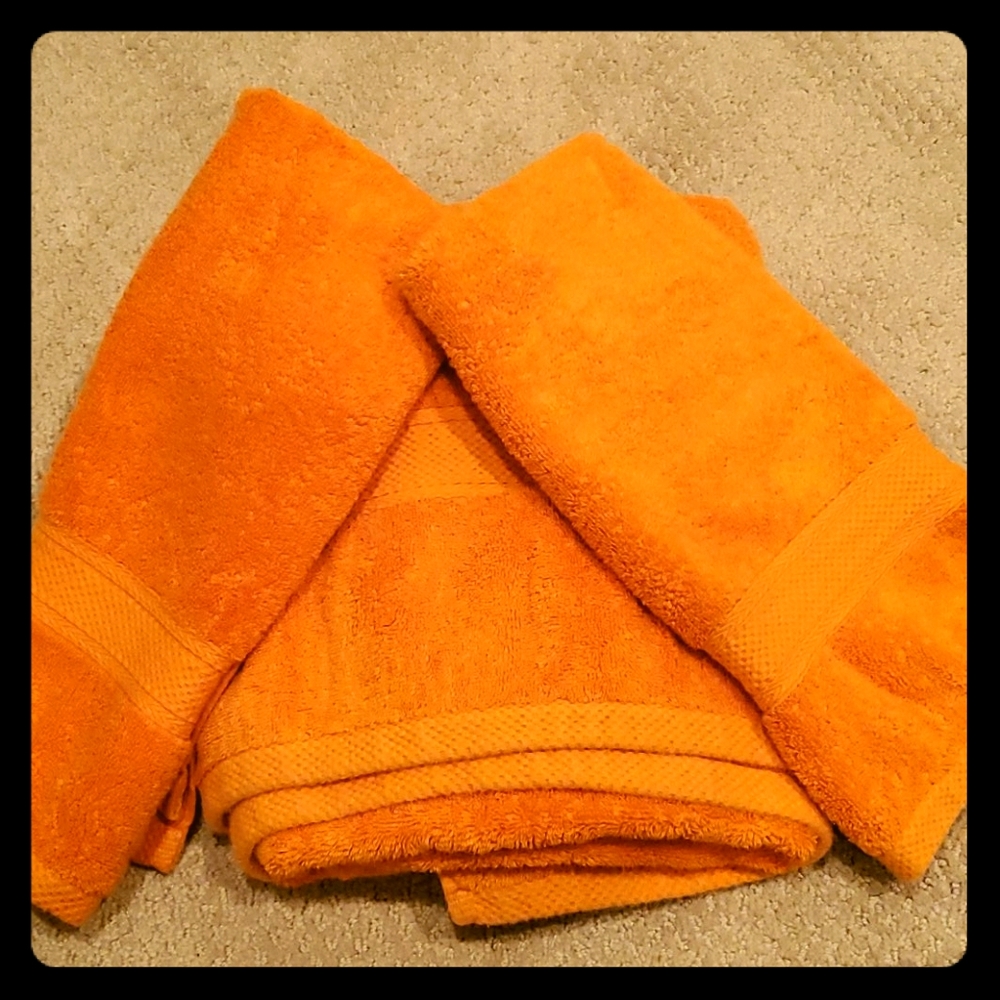 Tommy Hilfiger Orange Towels